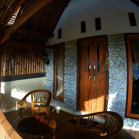 Banana Guest House Batununggul 外观 照片